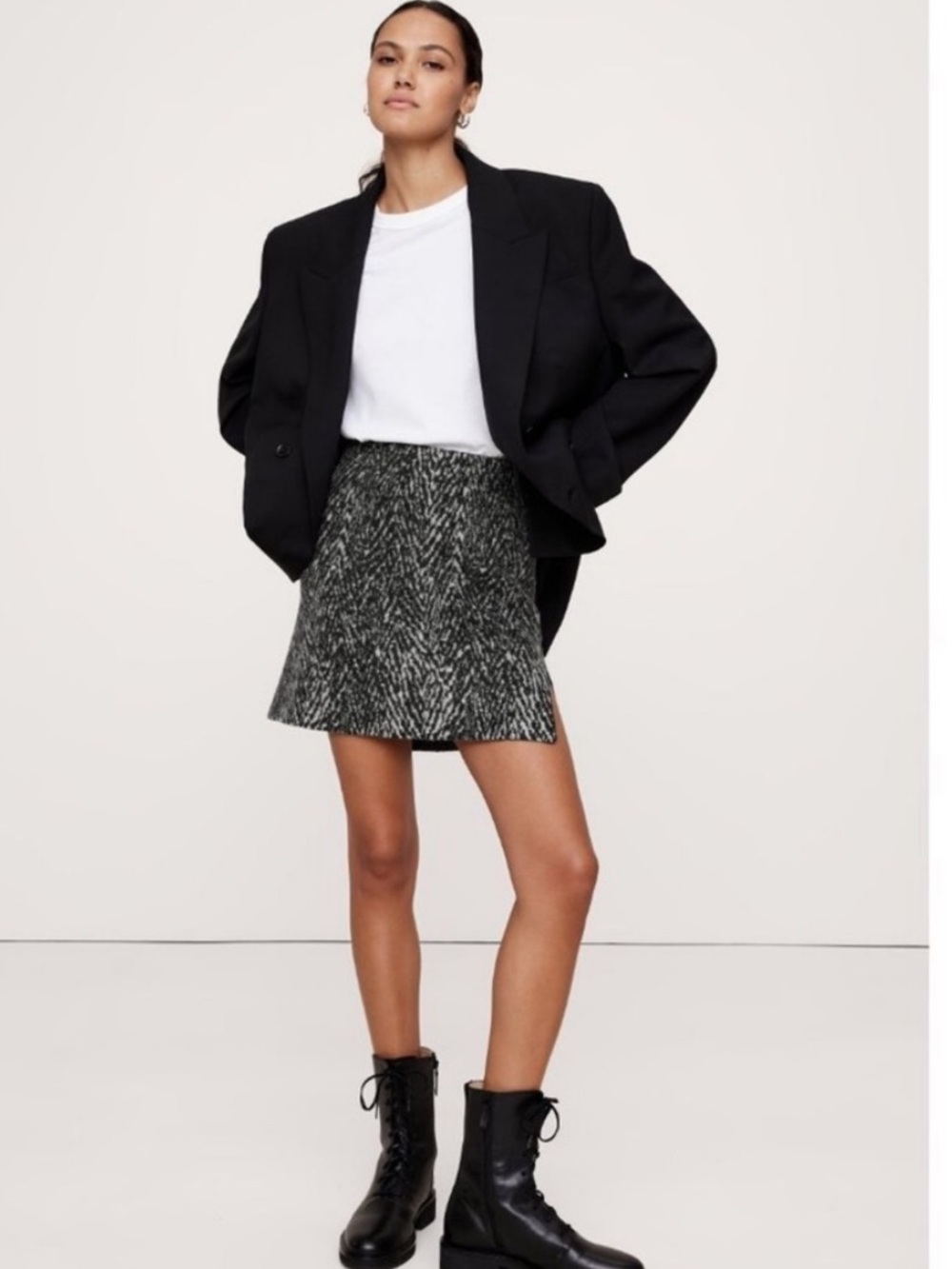 BANANA REPUBLIC MINI MERINO WOOL SKIRT NEW SZ S